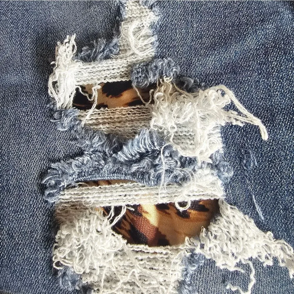 Kancan Distressed Jeans With Leapord Print, Sz 9/28 With 29